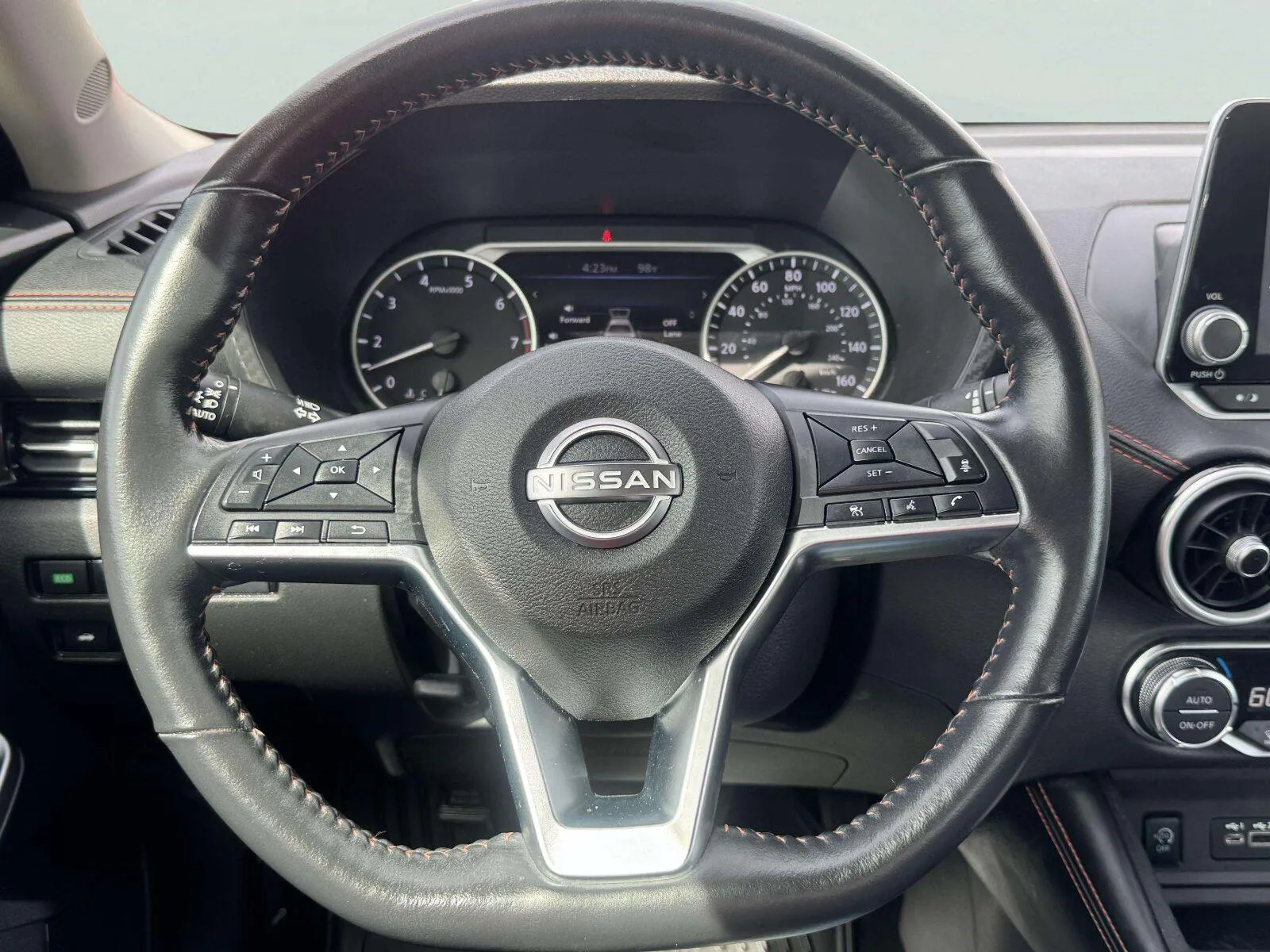 Nissan Sentra photo 29