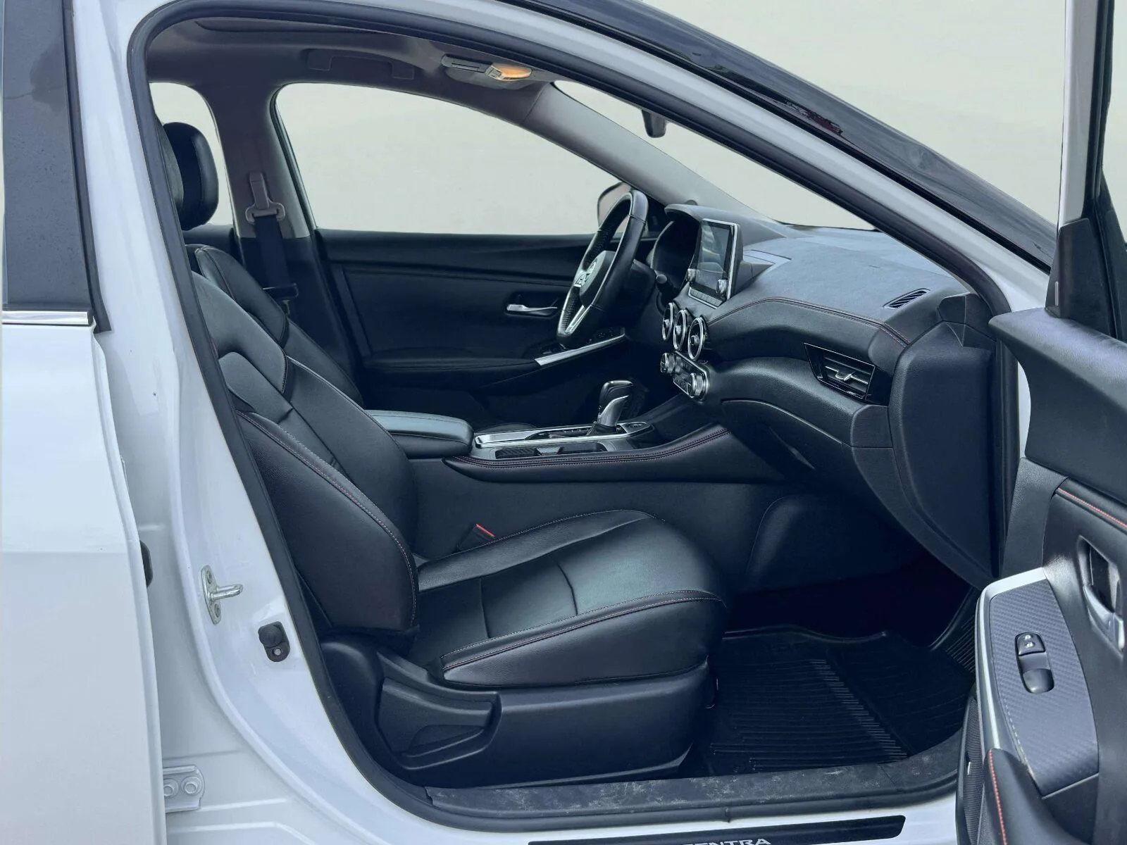 Nissan Sentra photo 49