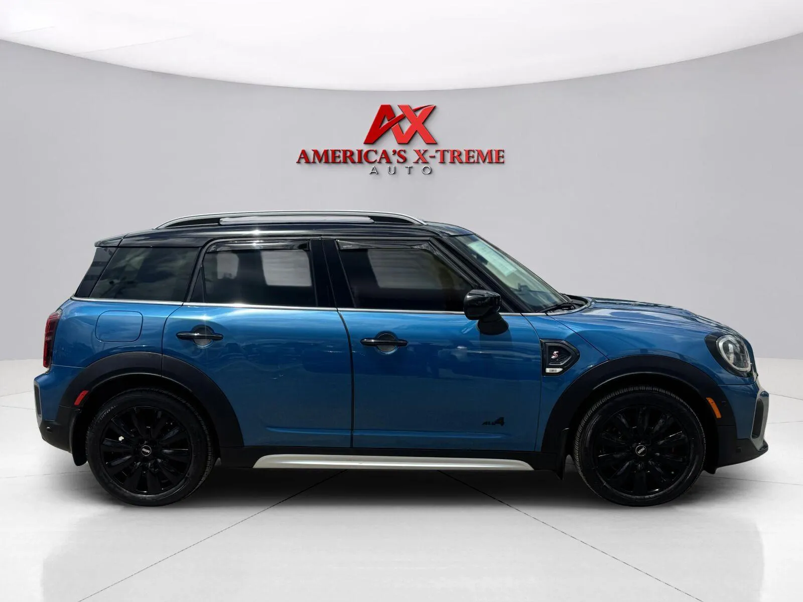 Mini Countryman photo 7