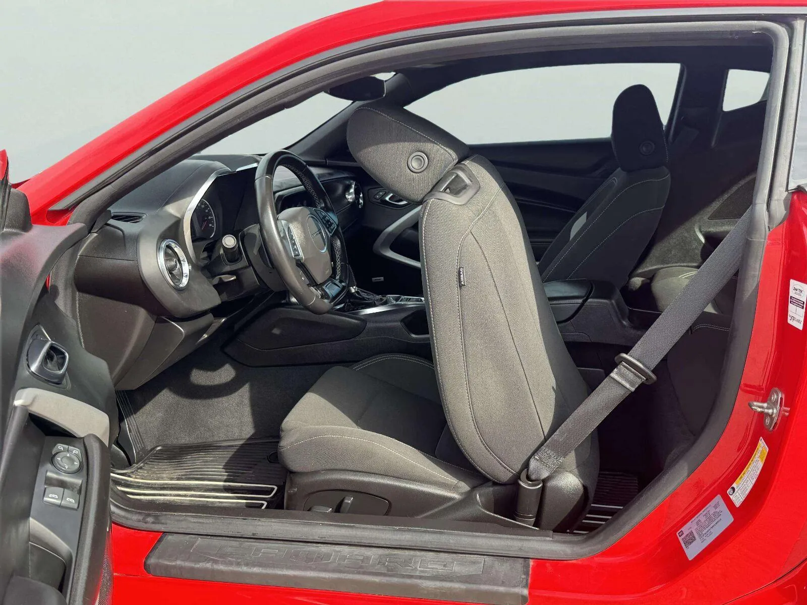 2021 Chevrolet Camaro 36