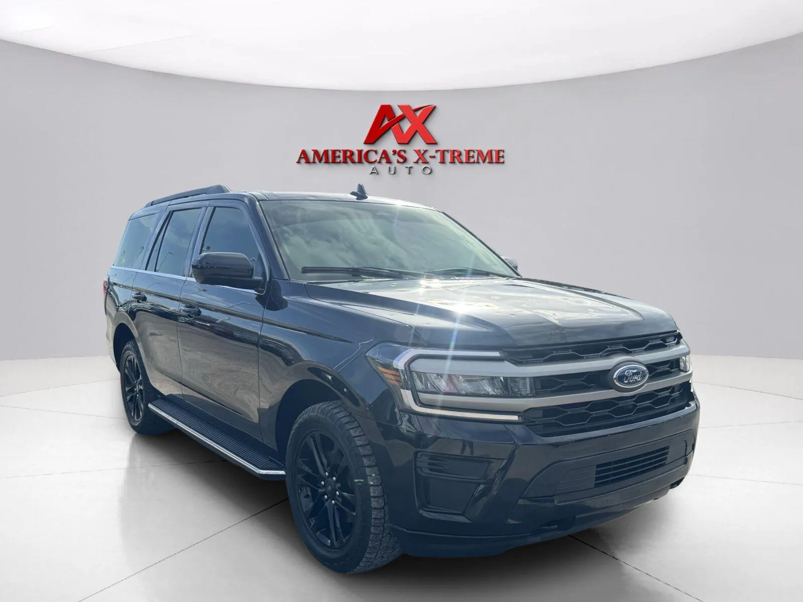 Ford Expedition photo 8