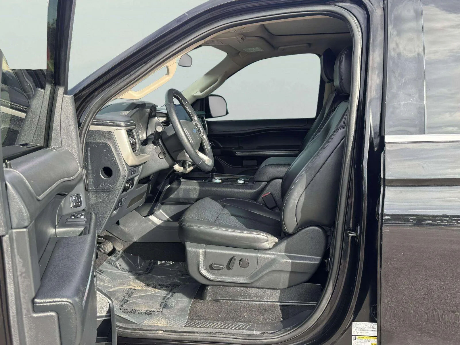 Ford Expedition photo 16