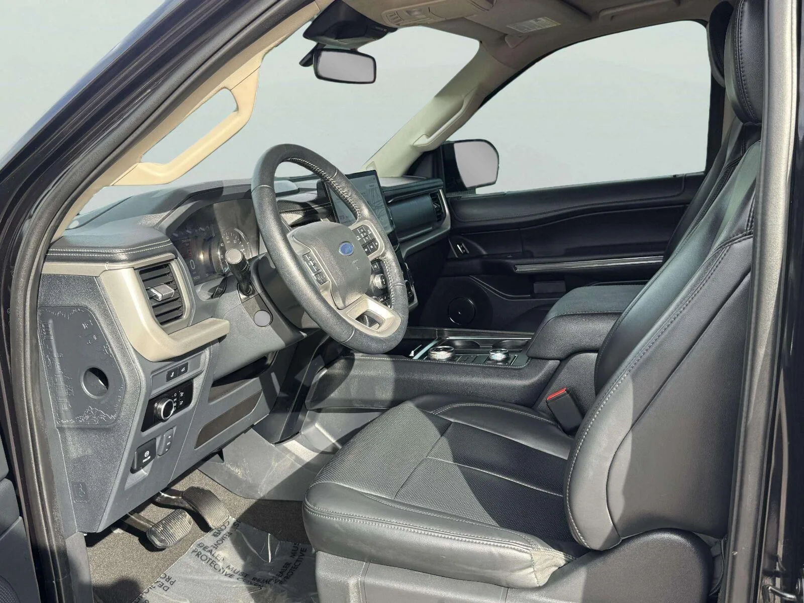Ford Expedition photo 21
