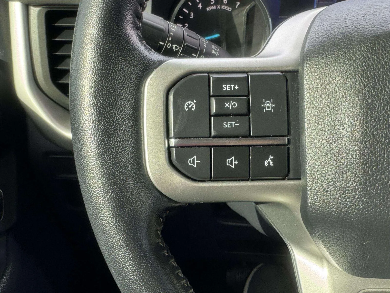 Ford Expedition photo 25