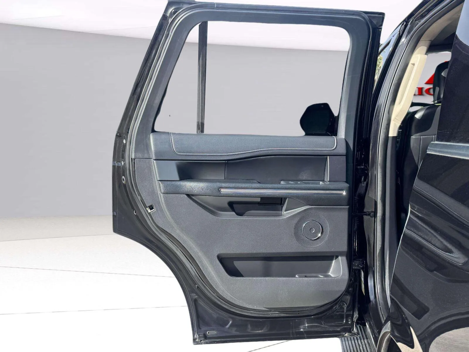 Ford Expedition photo 36