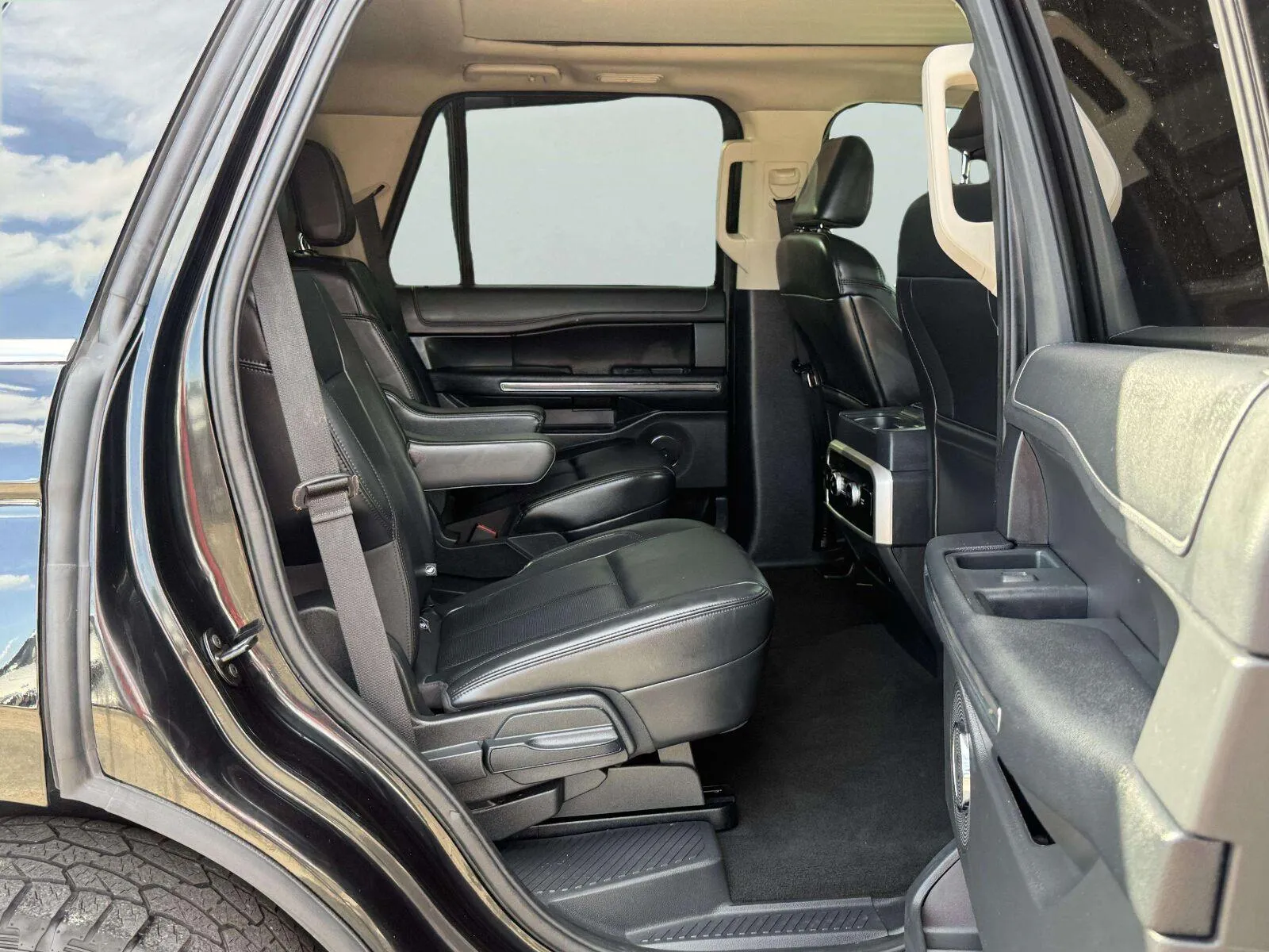 Ford Expedition photo 43
