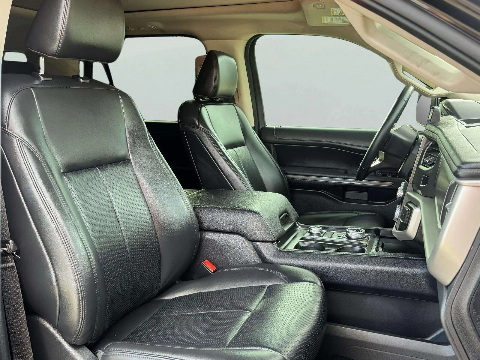 Ford Expedition photo 59