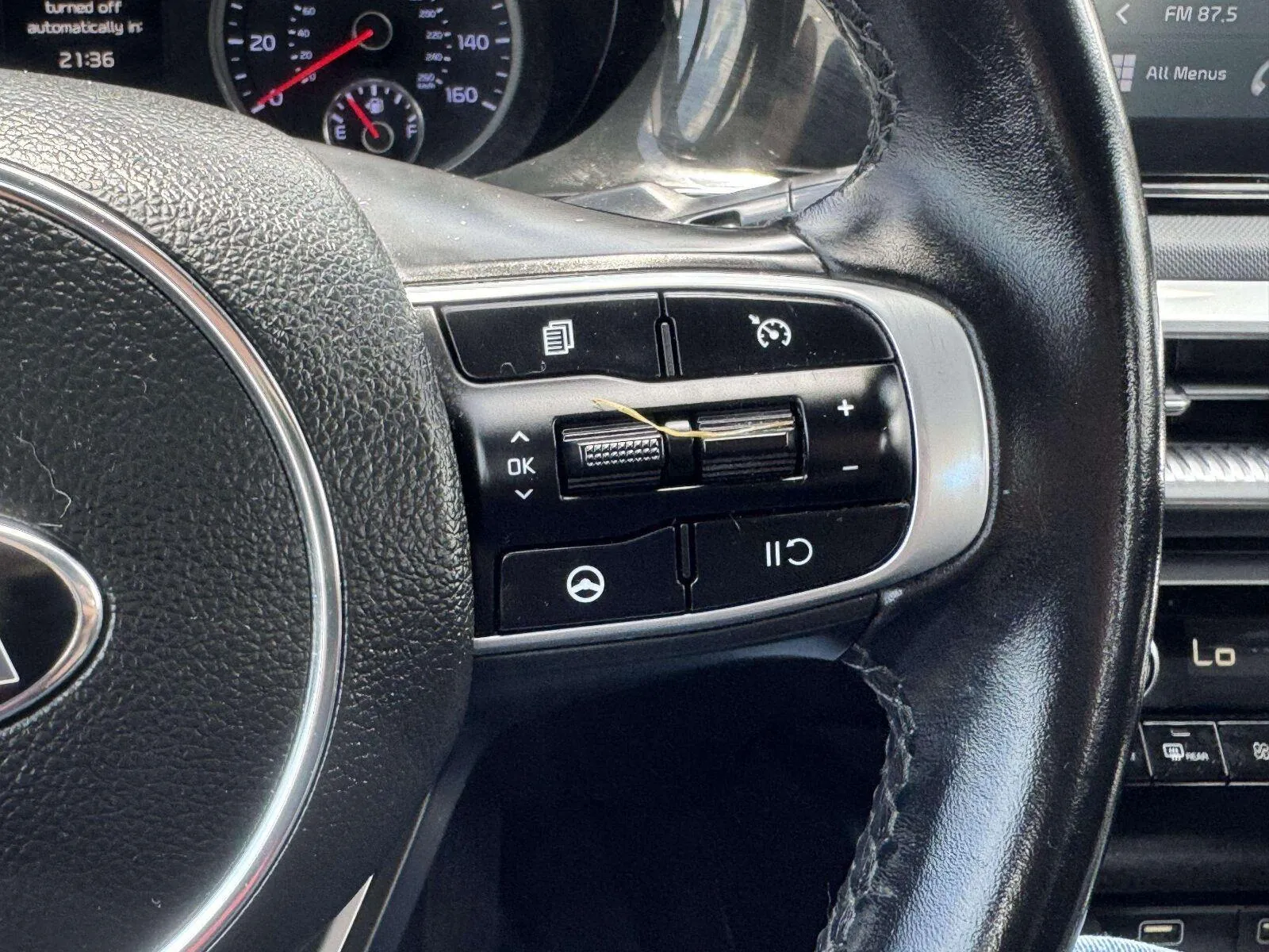 Kia K5 photo 28