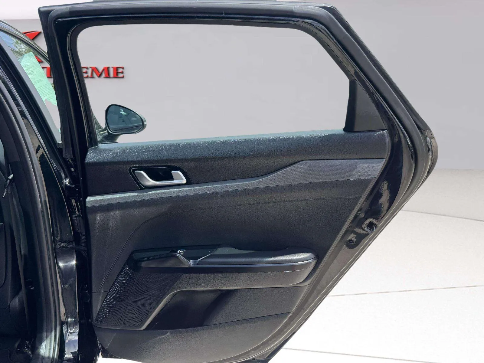 Kia K5 photo 42
