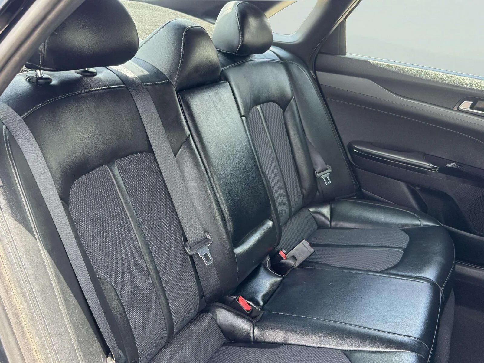 Kia K5 photo 45