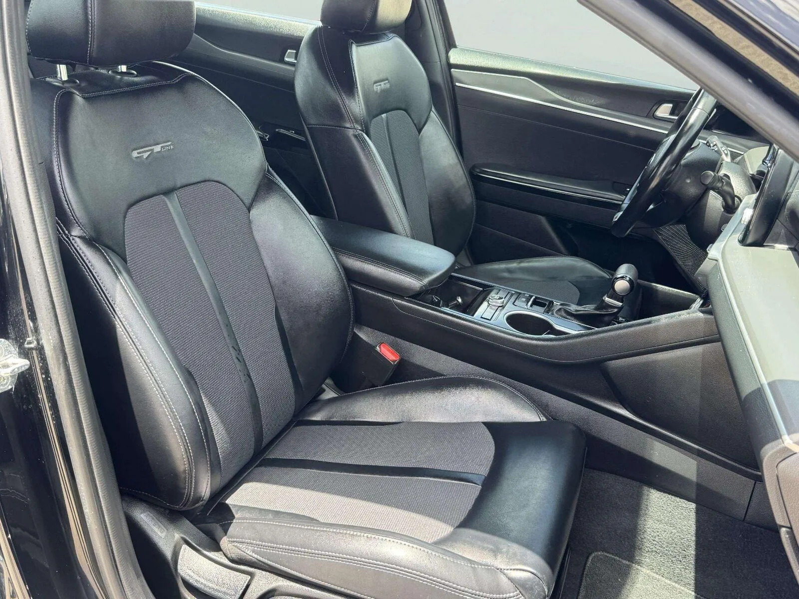 Kia K5 photo 54