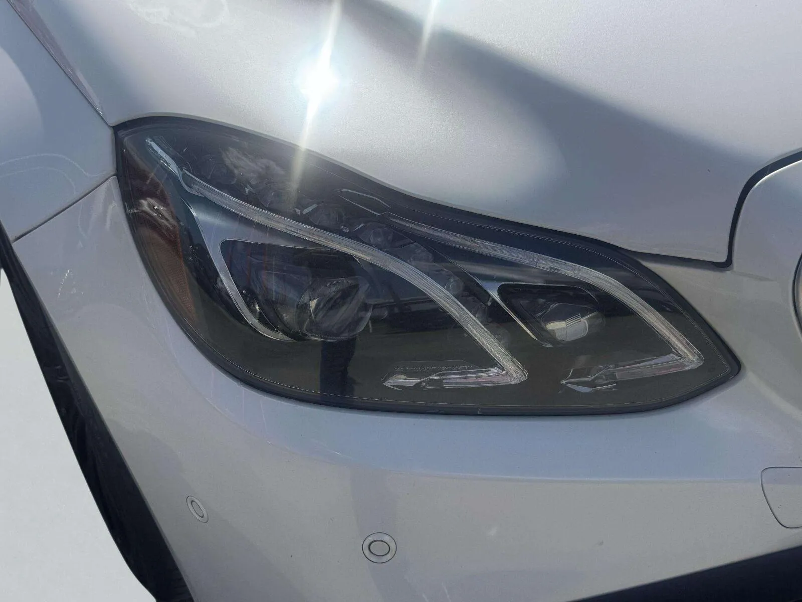Mercedes-Benz E-Class photo 10