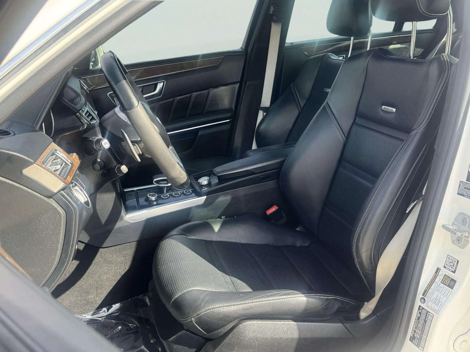 Mercedes-Benz E-Class photo 19