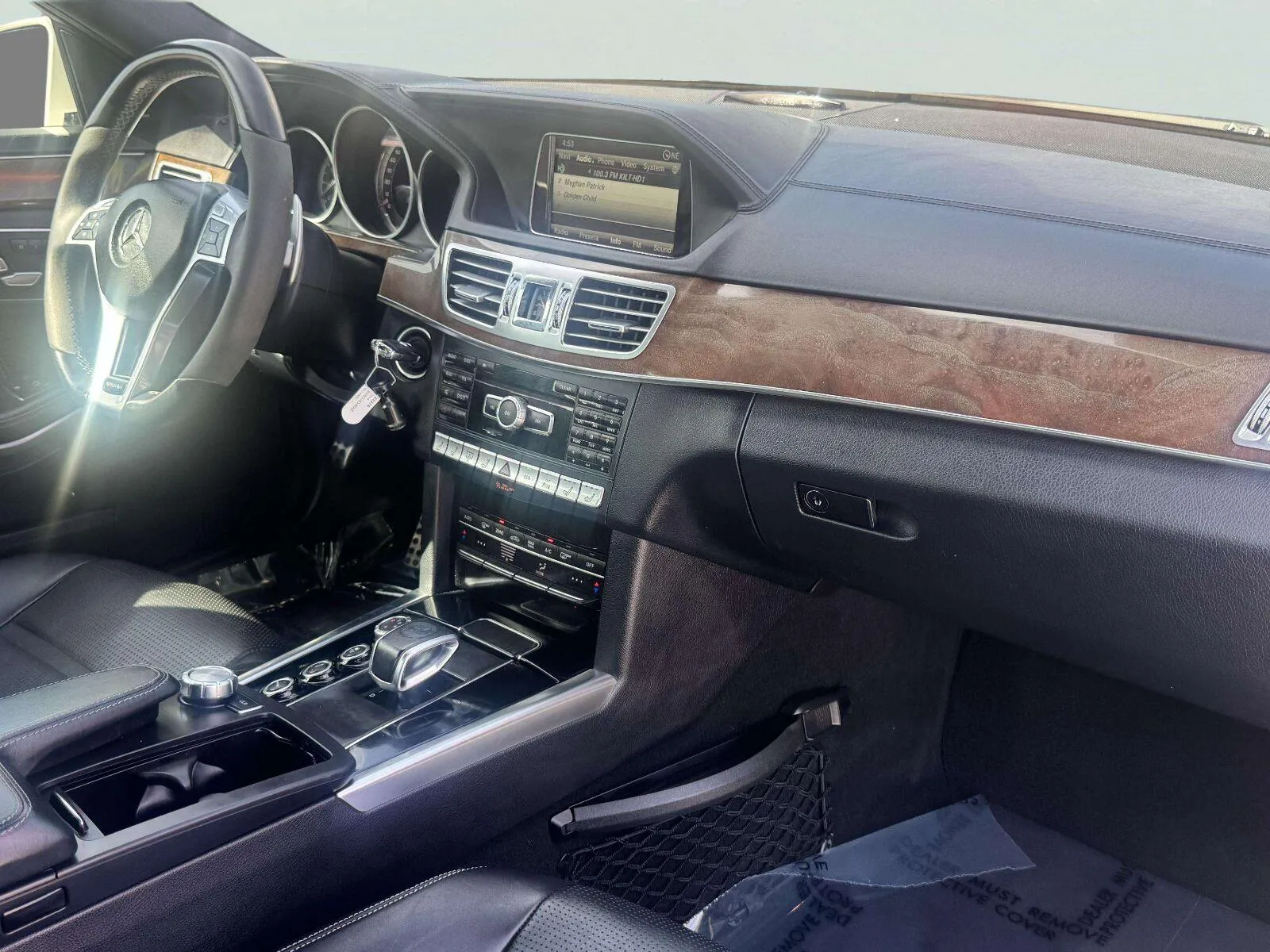 Mercedes-Benz E-Class photo 52