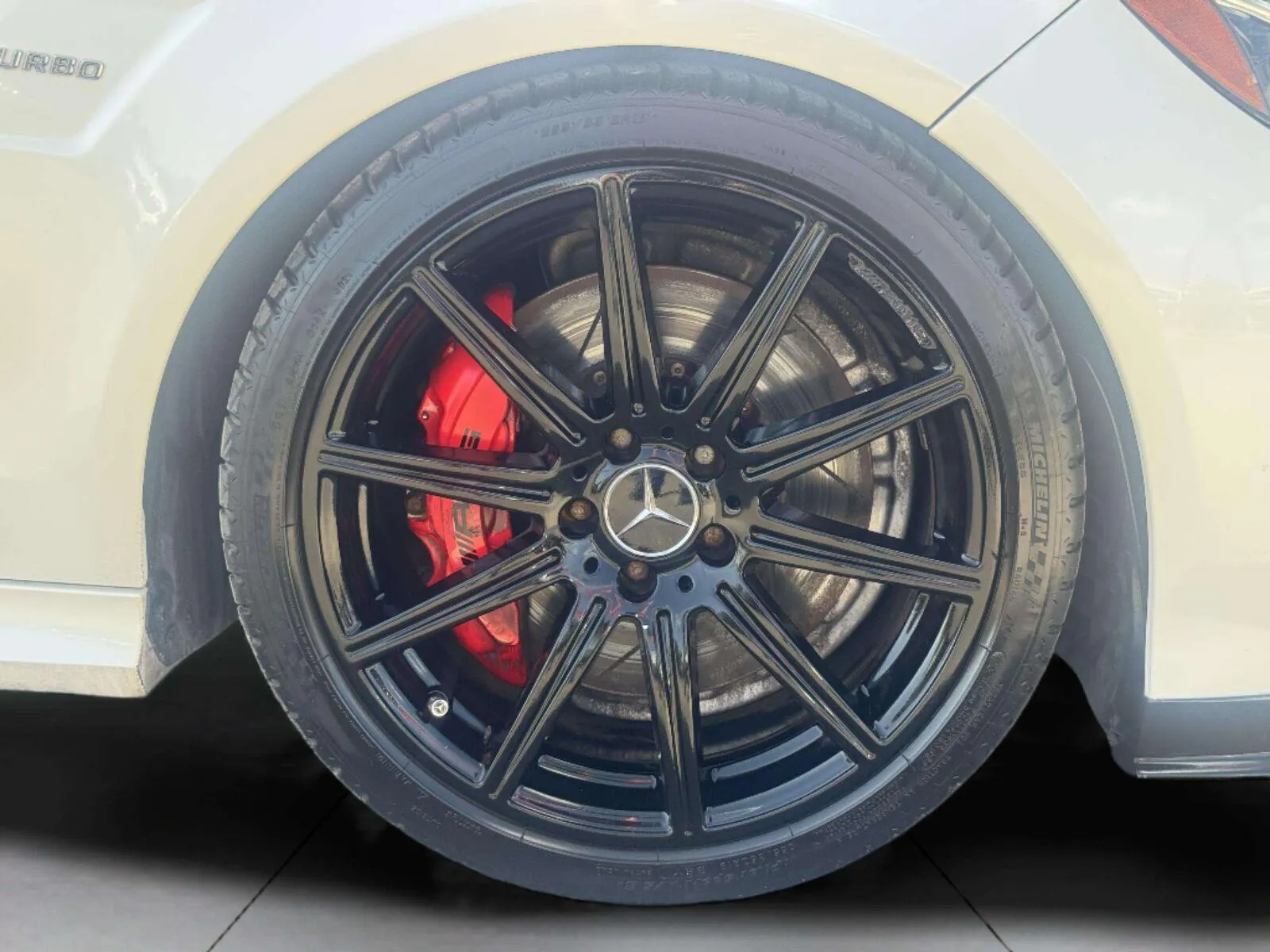 Mercedes-Benz E-Class photo 59
