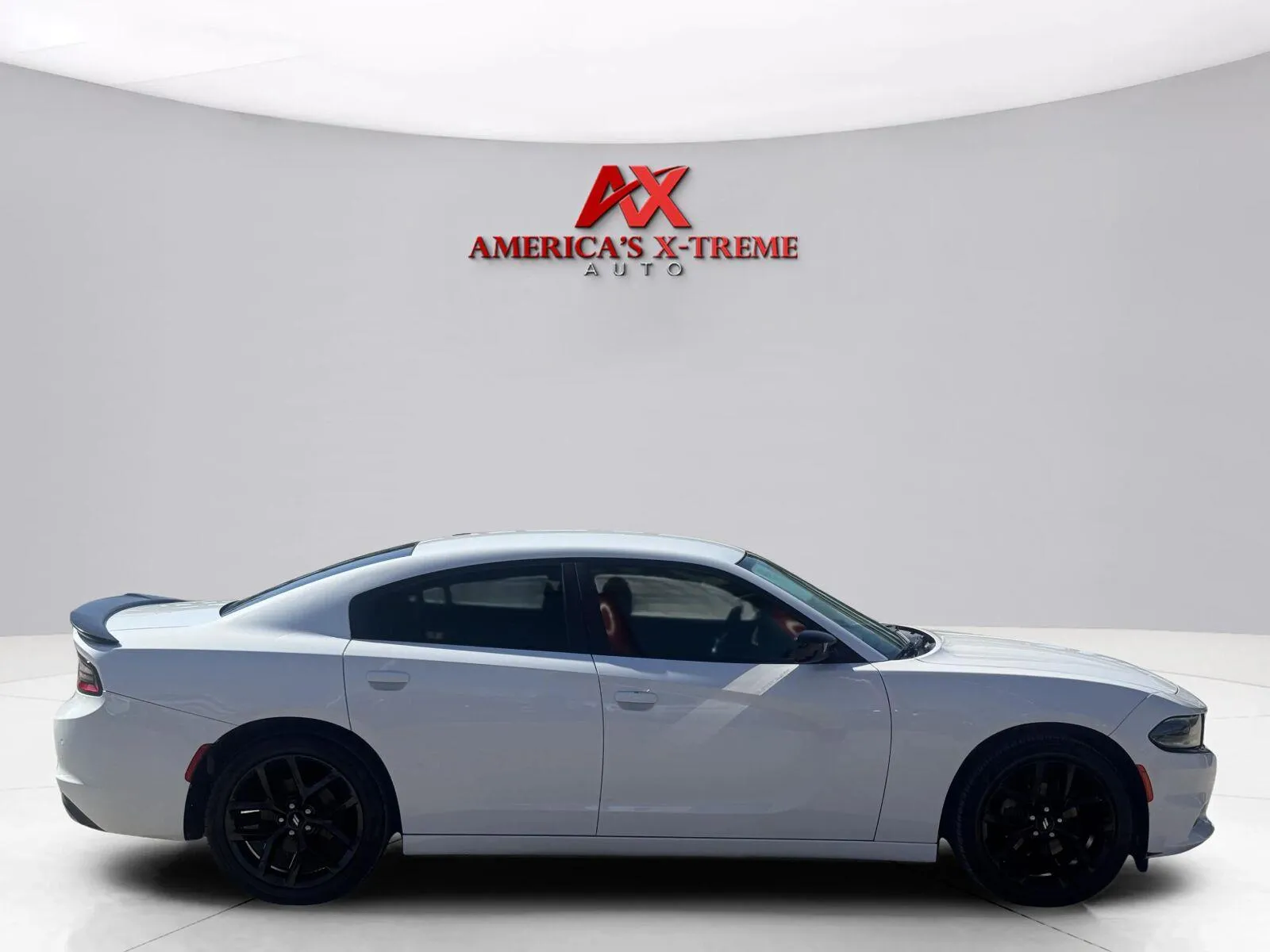 Dodge Charger photo 7