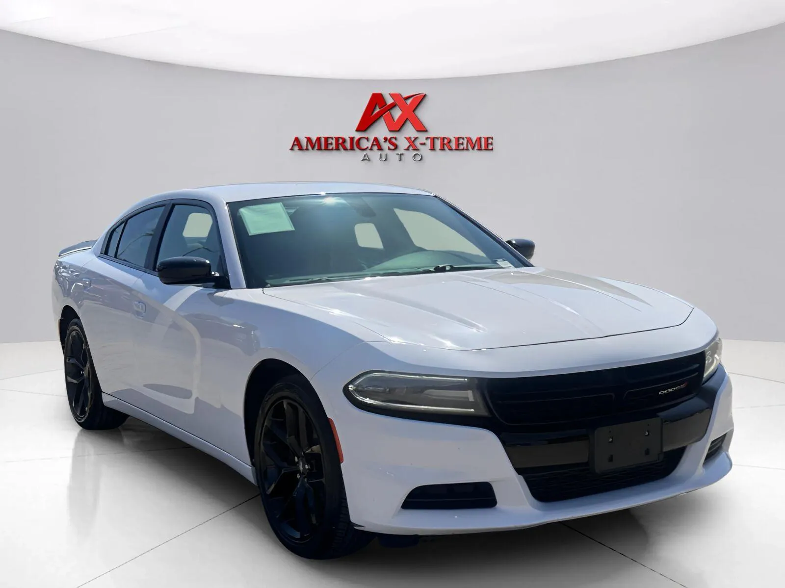 Dodge Charger photo 8