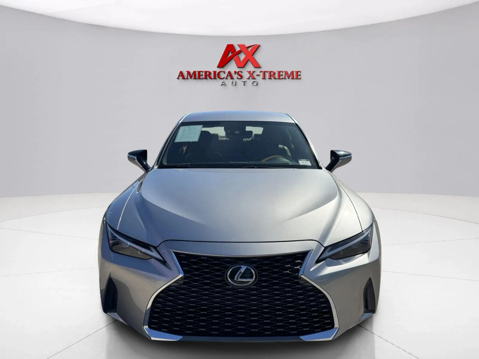 Lexus IS photo 9