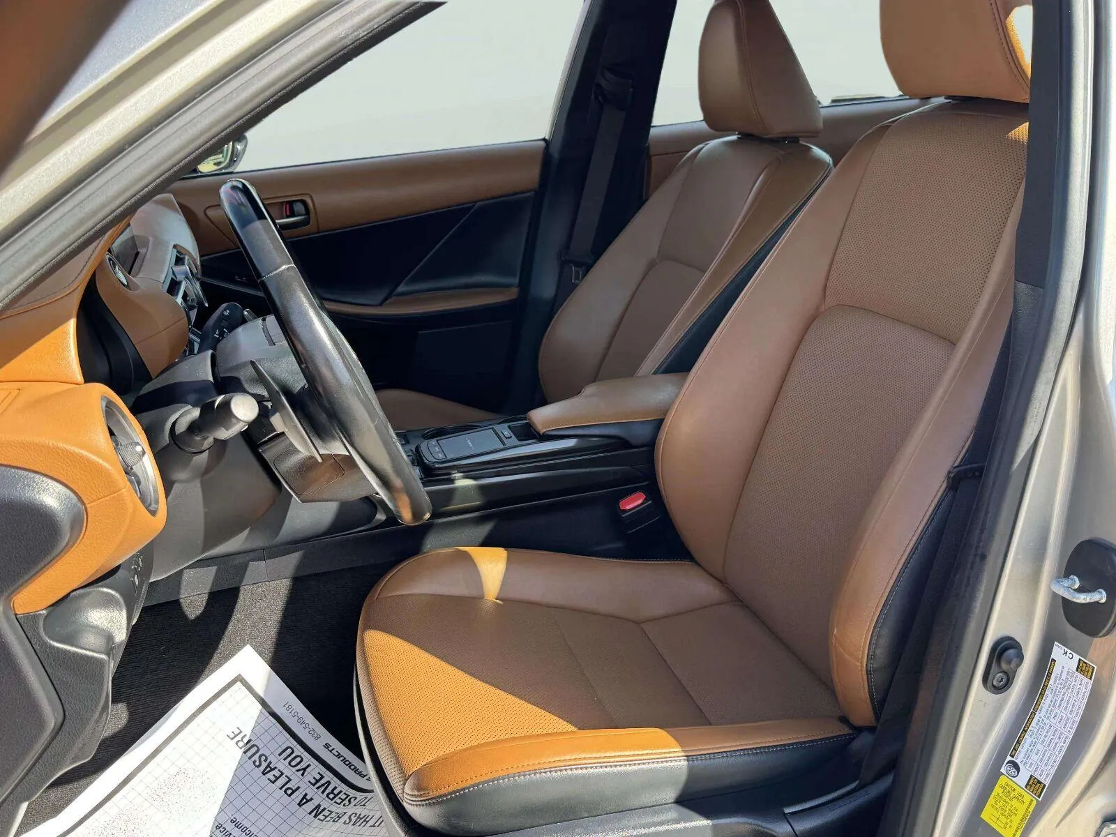Lexus IS photo 19