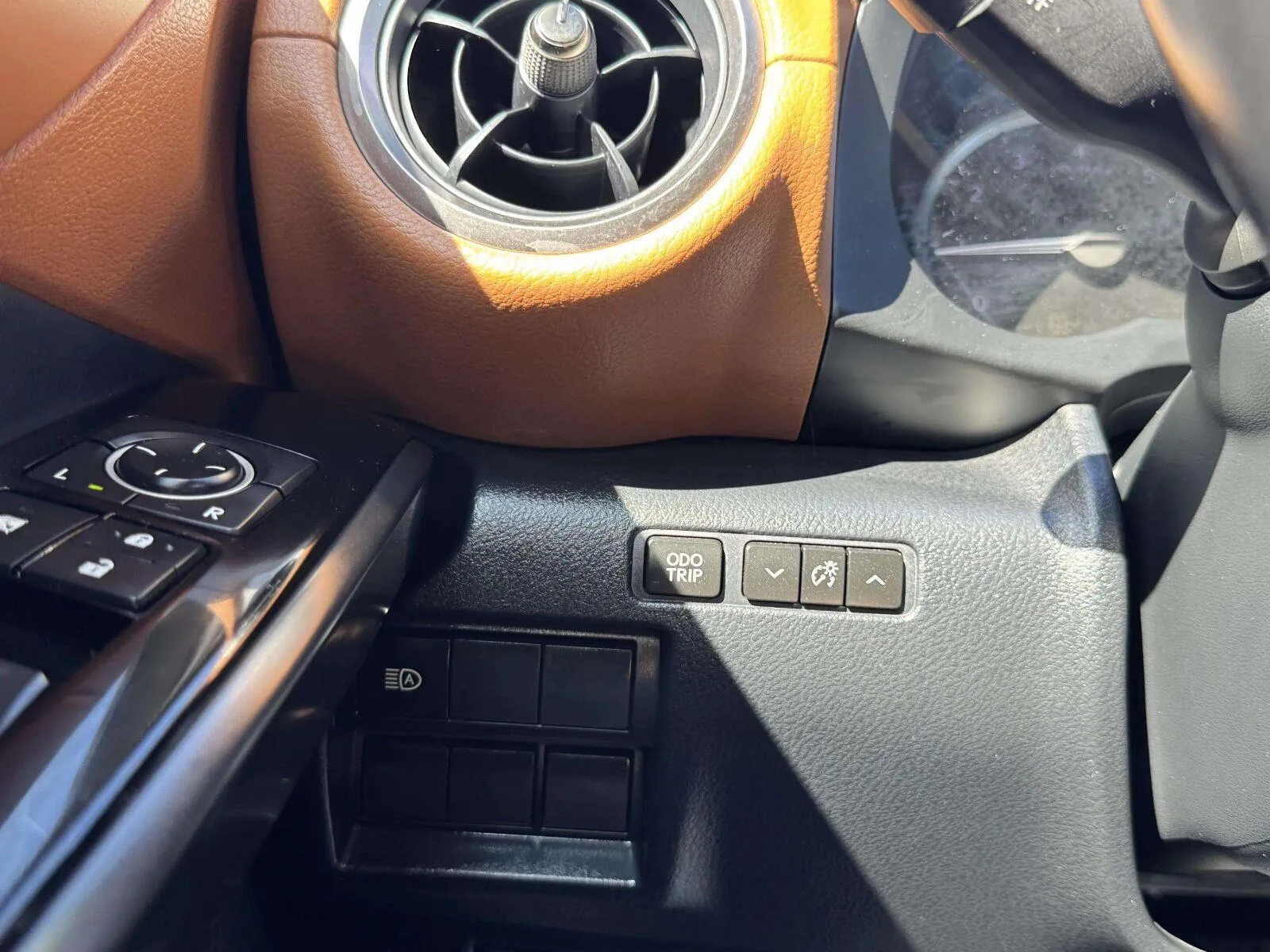 Lexus IS photo 21
