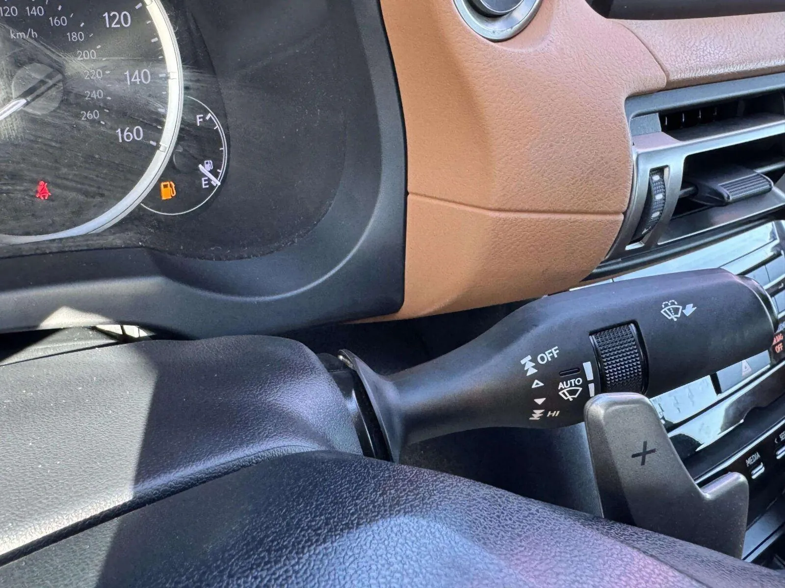Lexus IS photo 24