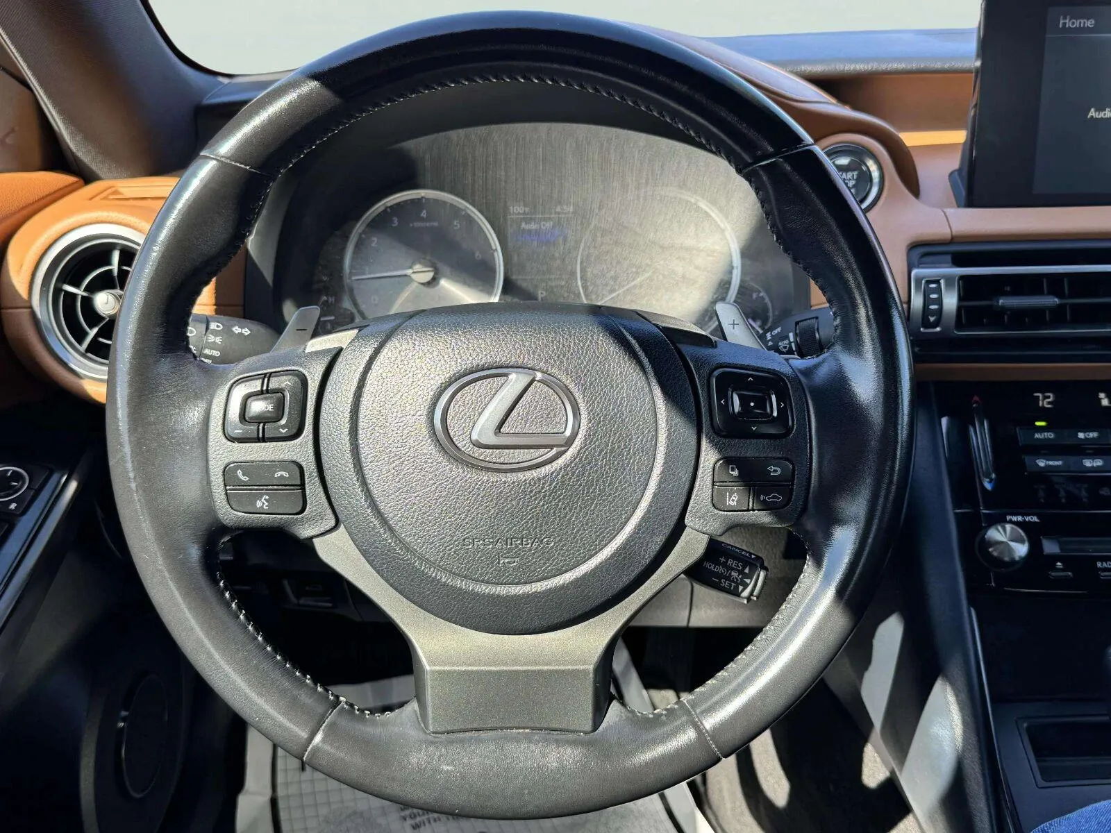 Lexus IS photo 28