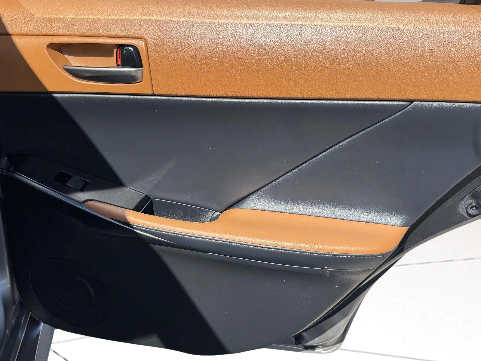 Lexus IS photo 41