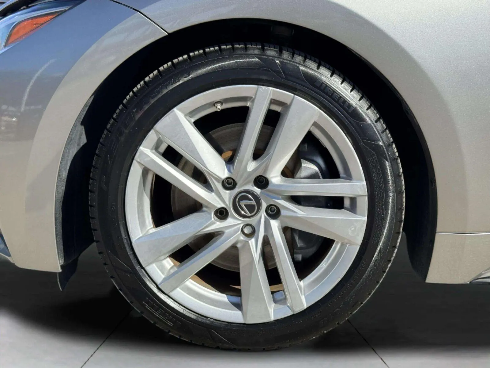 Lexus IS photo 56