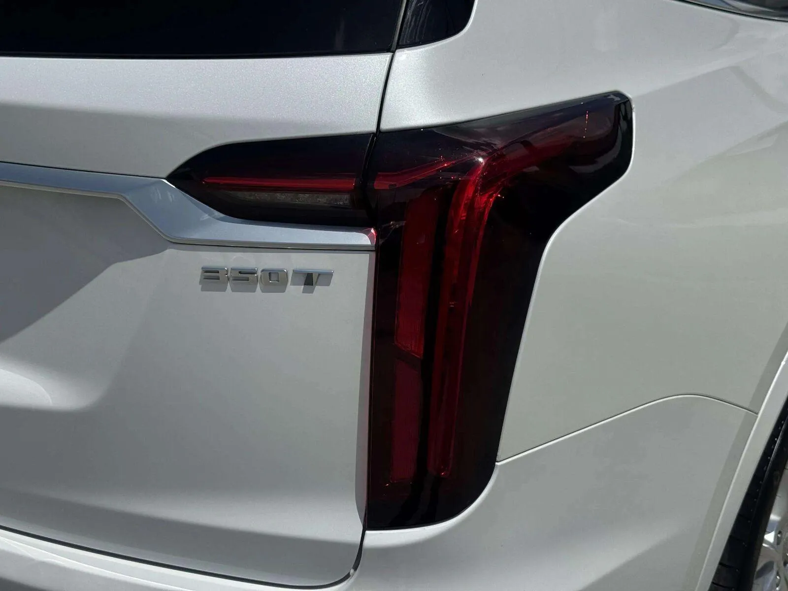 Cadillac XT6 photo 17