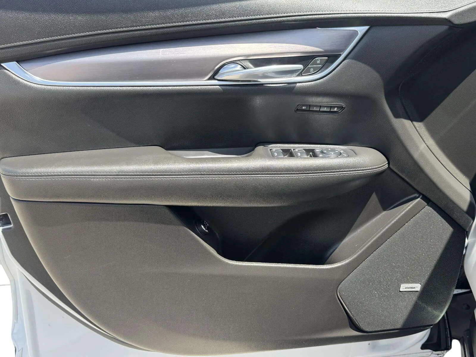 Cadillac XT6 photo 20