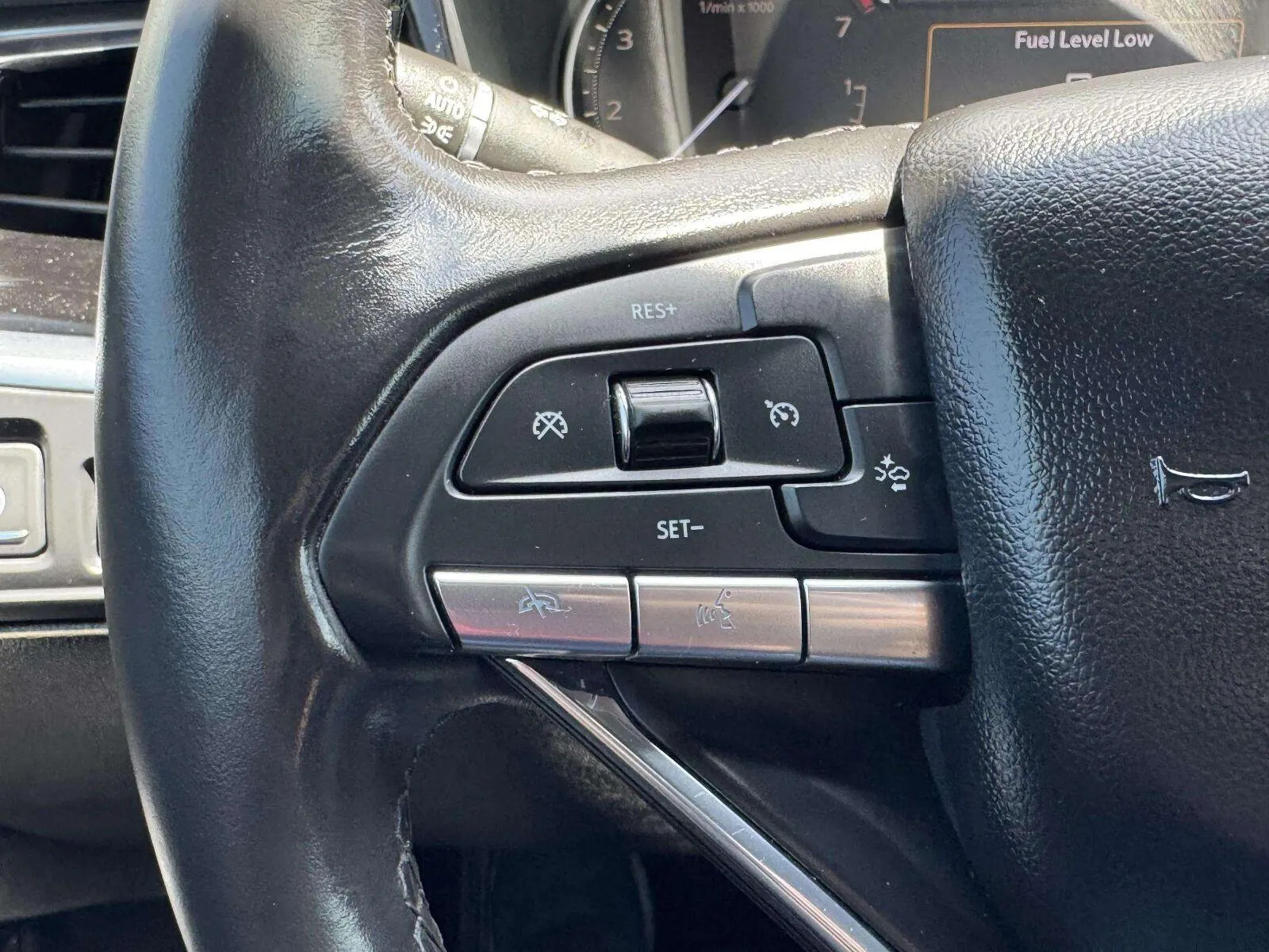 Cadillac XT6 photo 27