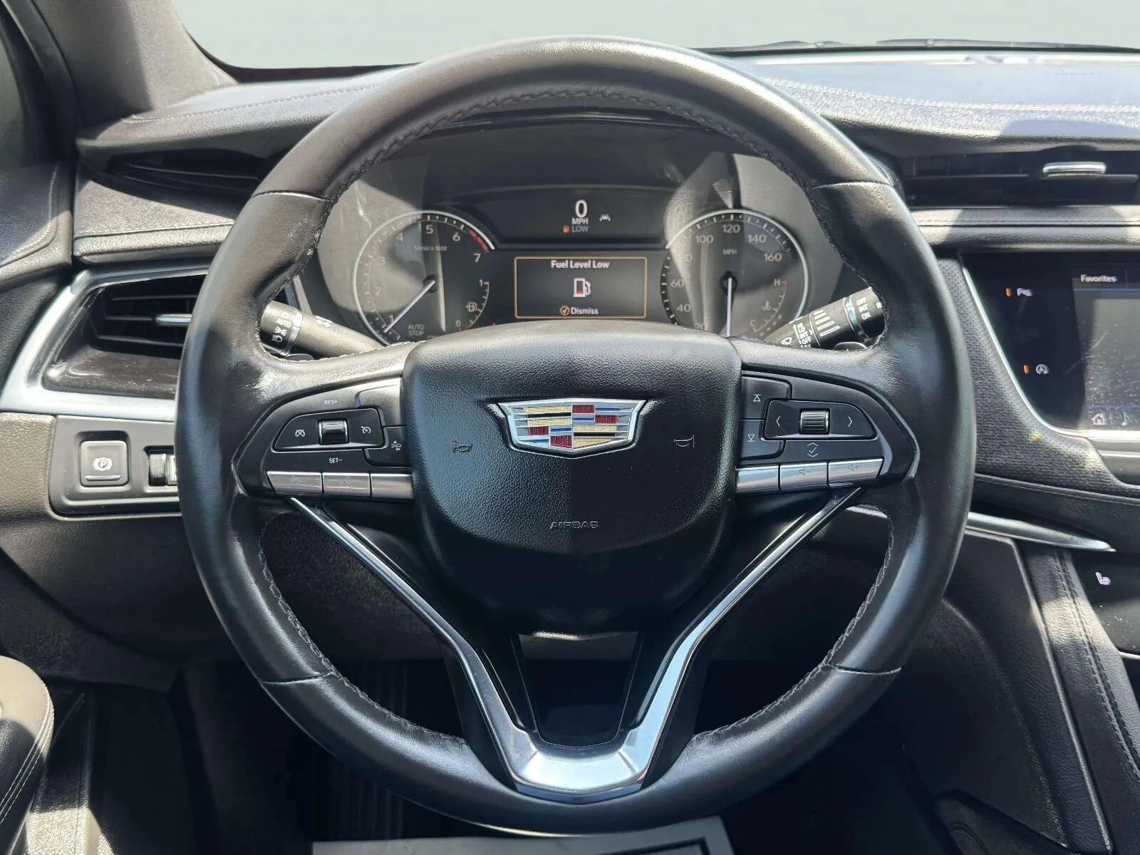 Cadillac XT6 photo 30