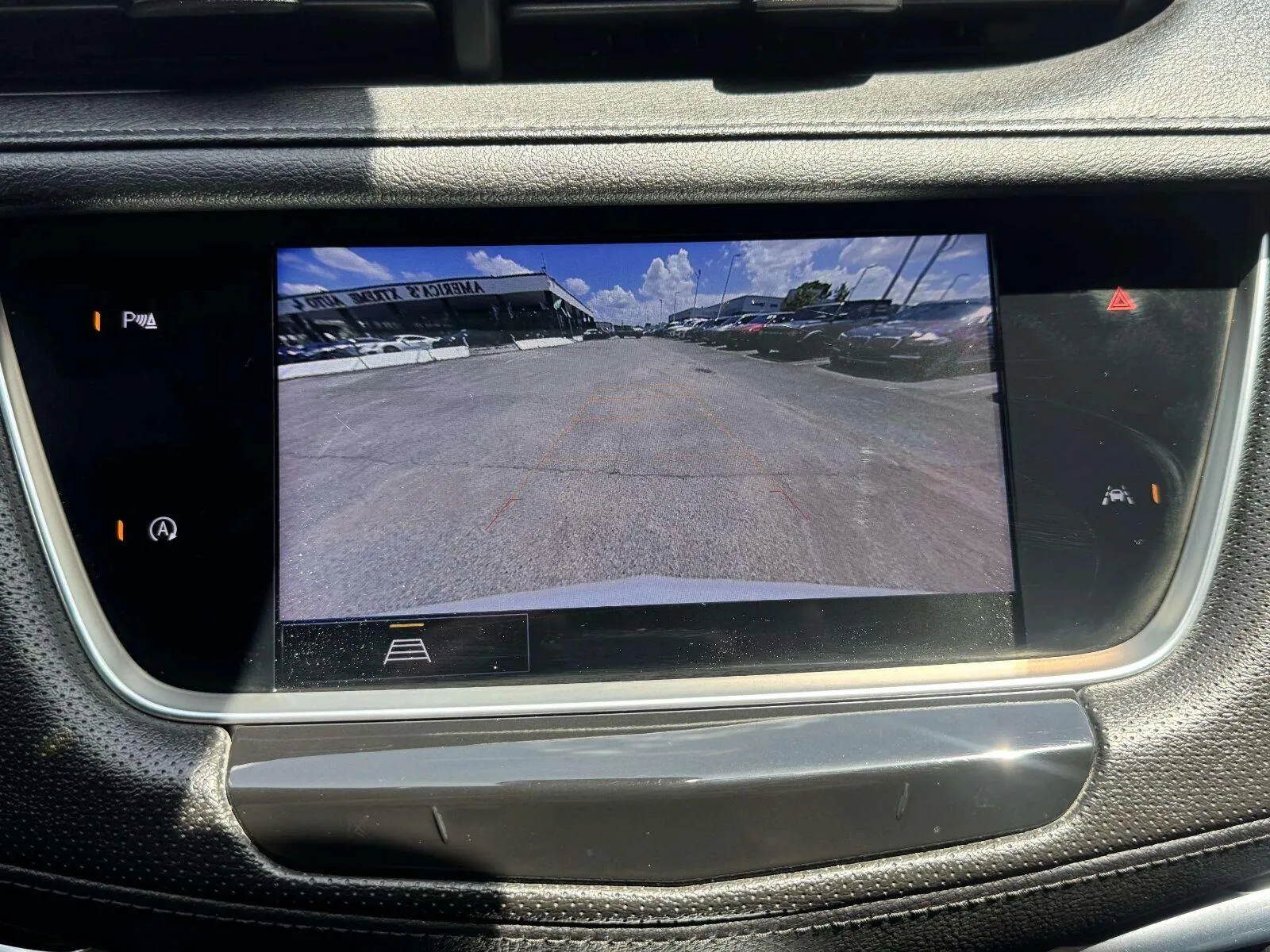 Cadillac XT6 photo 33