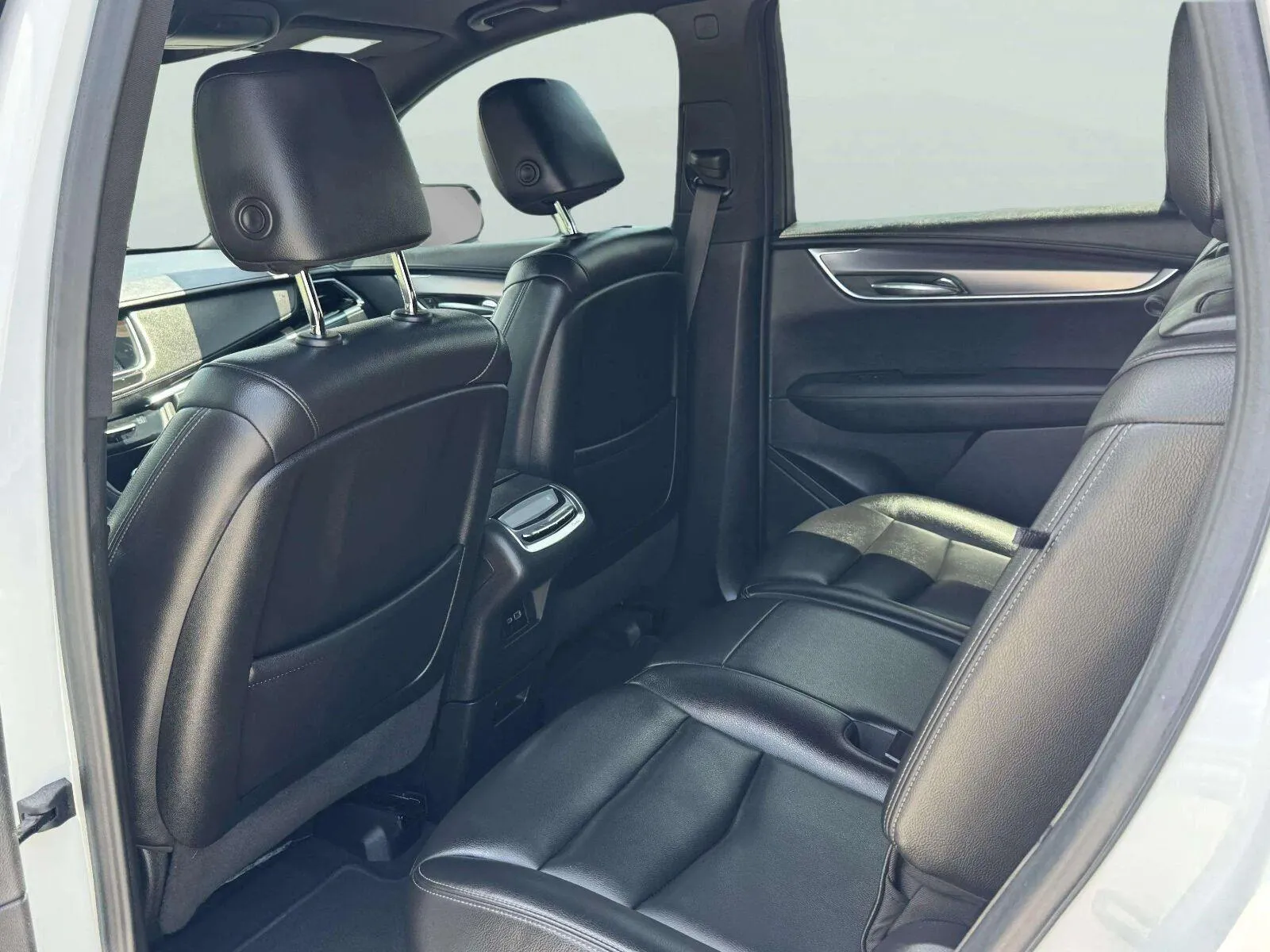 Cadillac XT6 photo 40