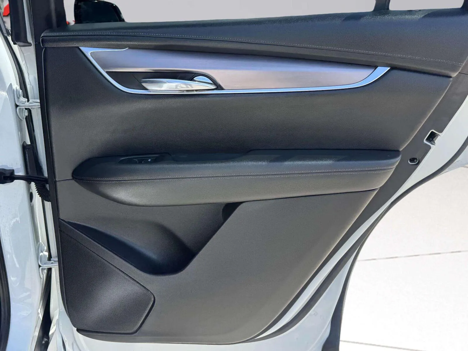 Cadillac XT6 photo 43