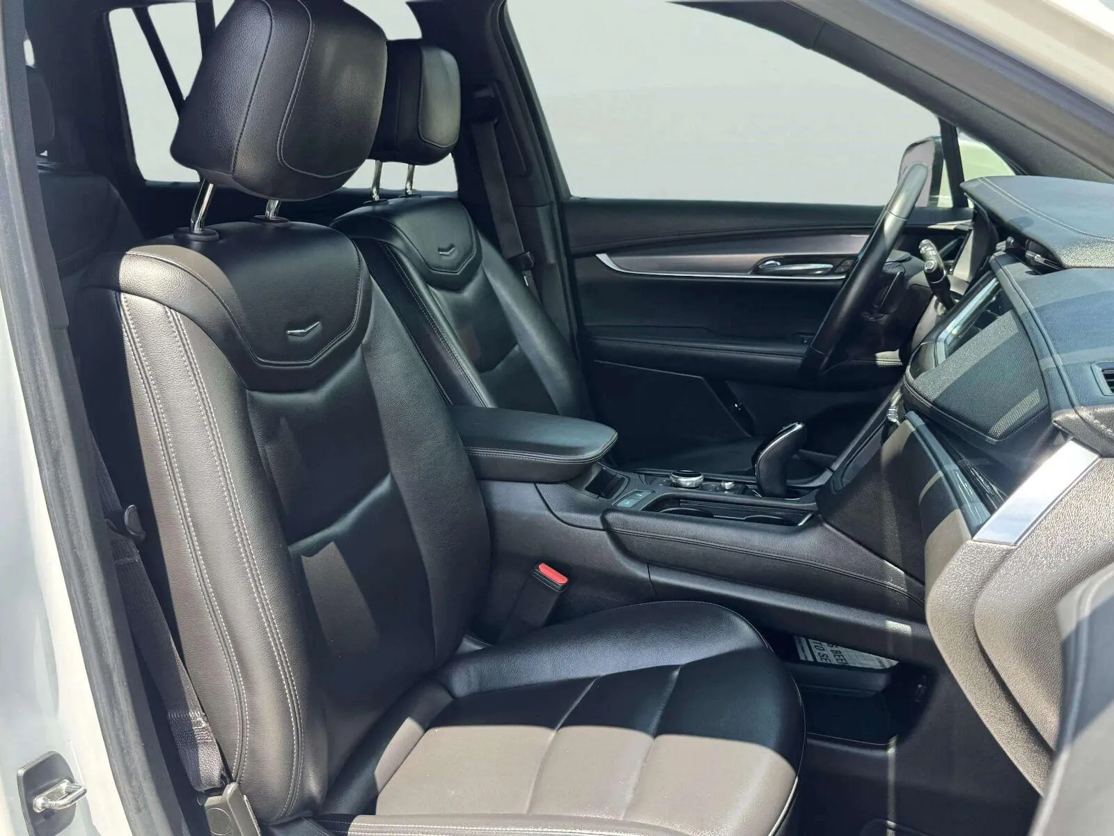 Cadillac XT6 photo 55