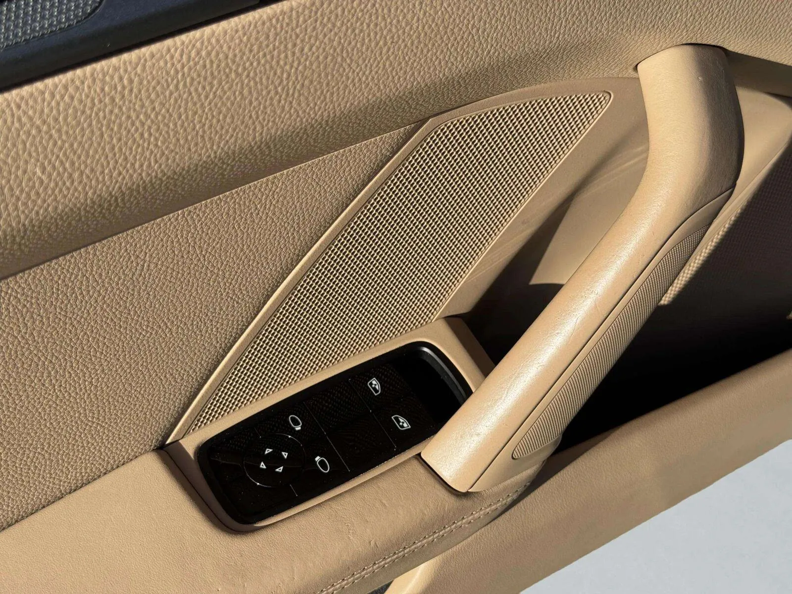 Porsche 911 photo 22