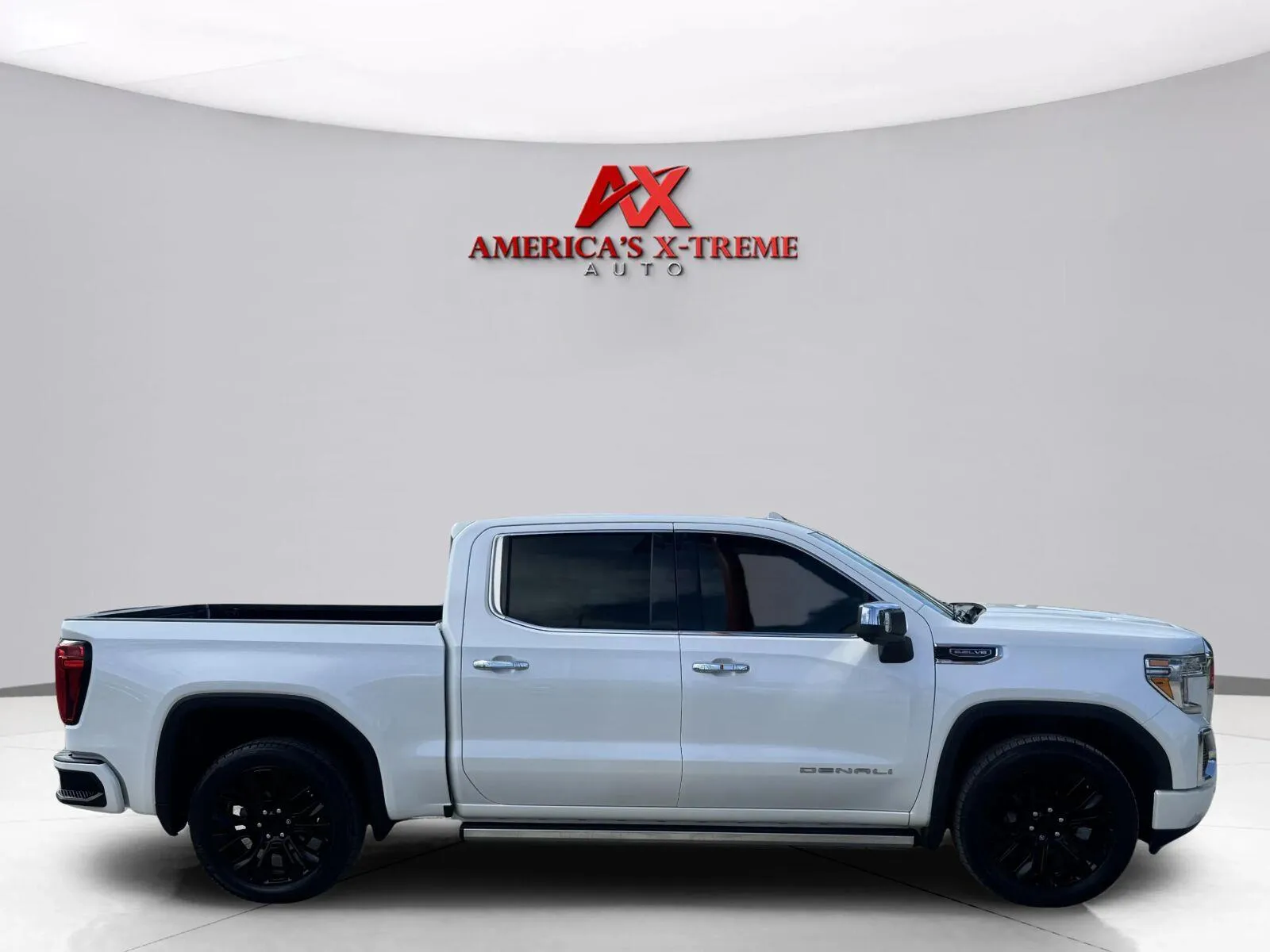 GMC Sierra photo 7