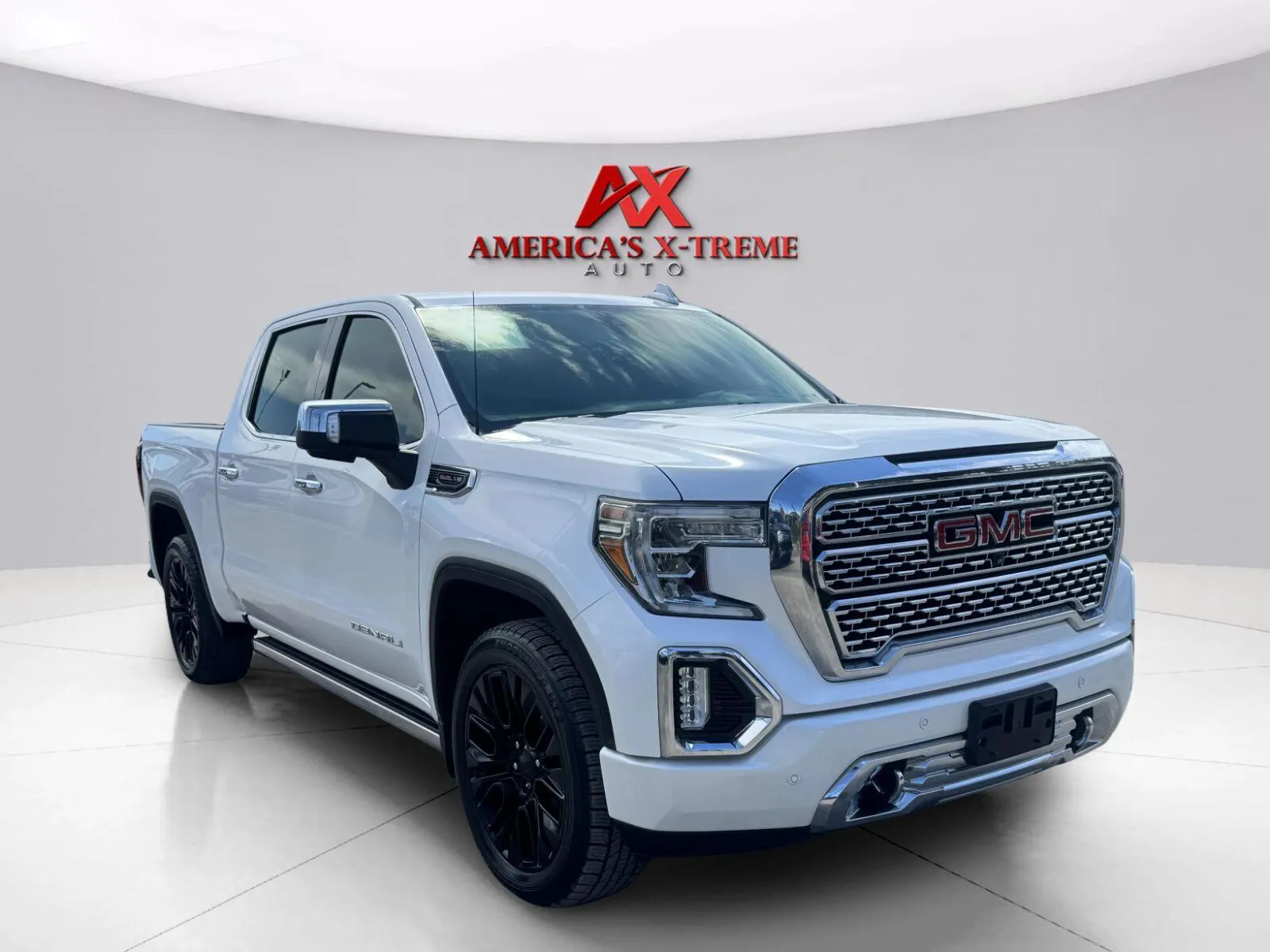 GMC Sierra photo 8