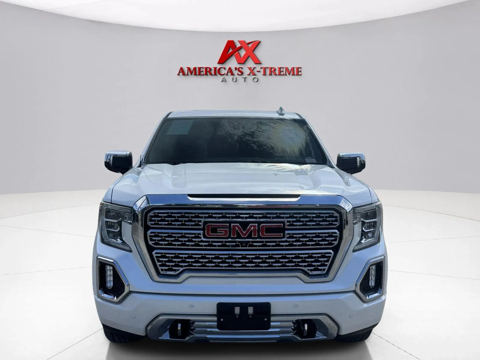 GMC Sierra photo 9