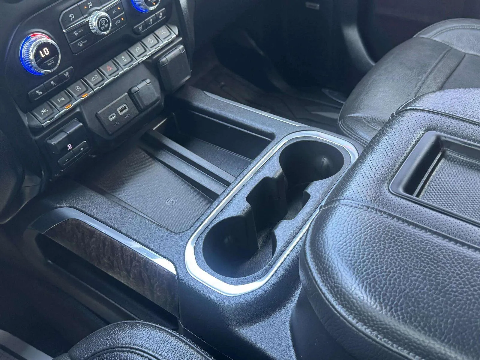GMC Sierra photo 34
