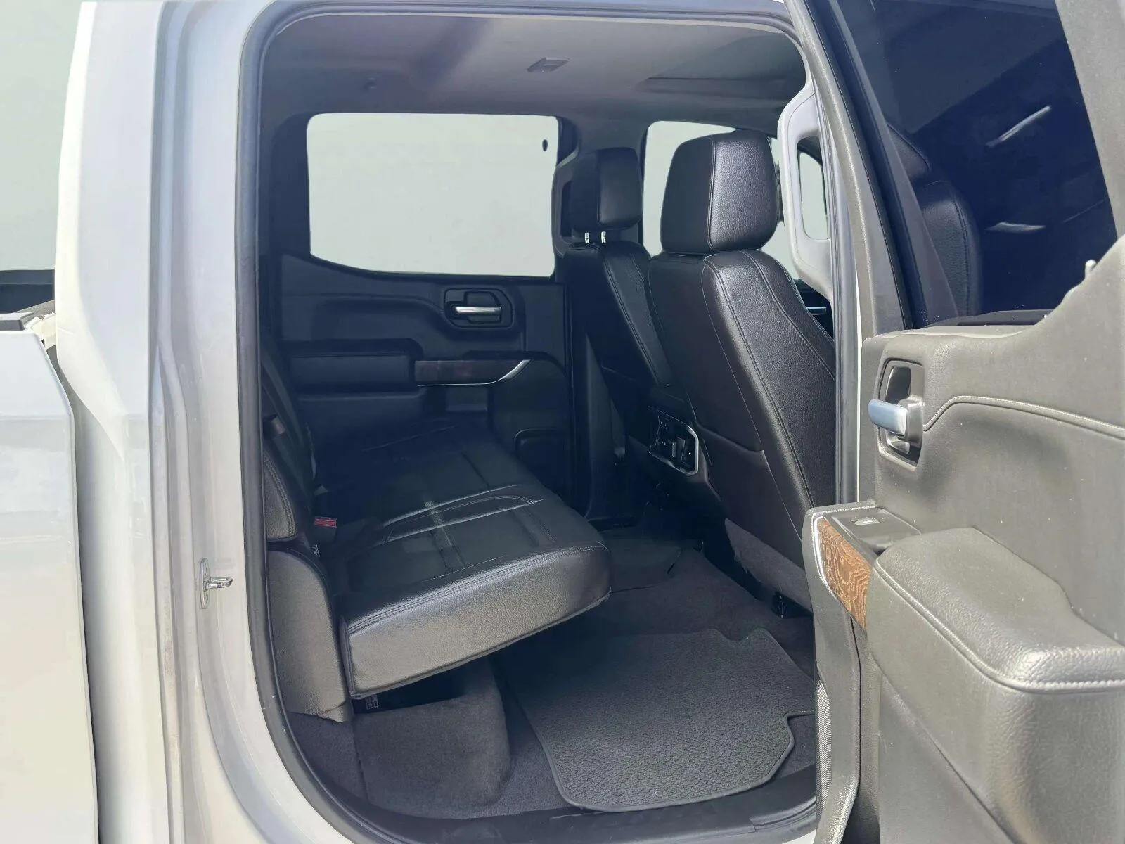 GMC Sierra photo 39