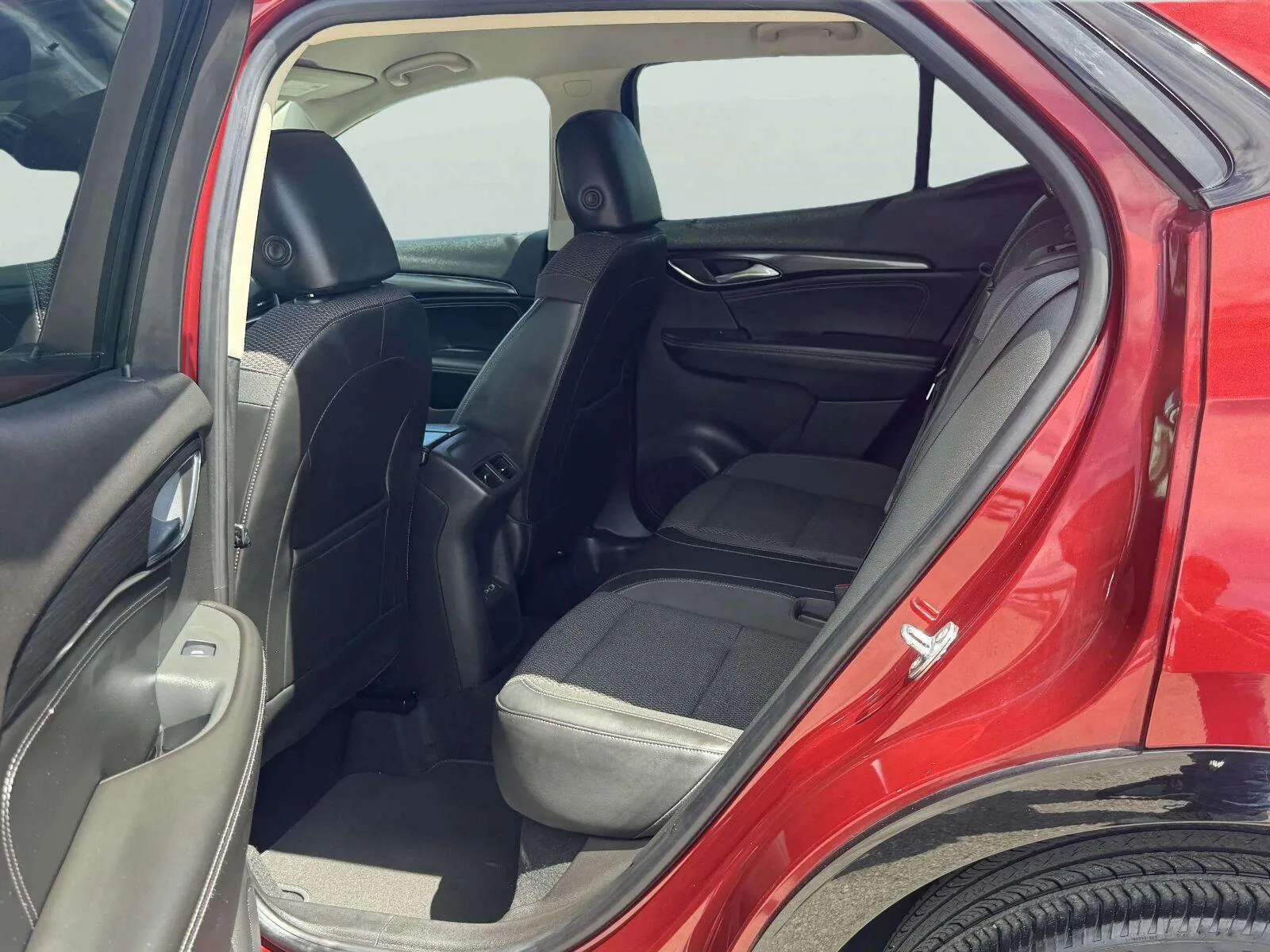 Buick Envision photo 33