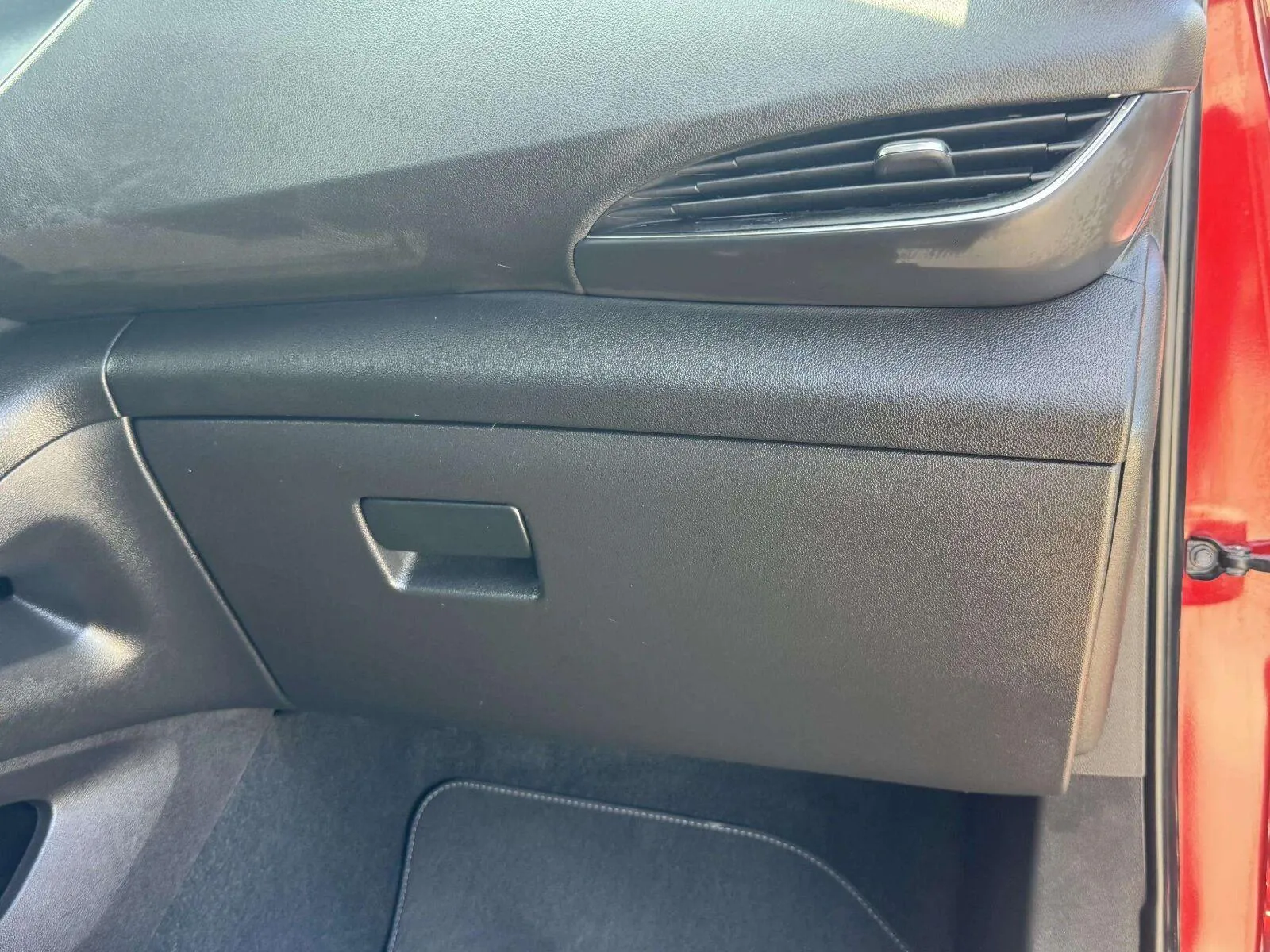 Buick Envision photo 49