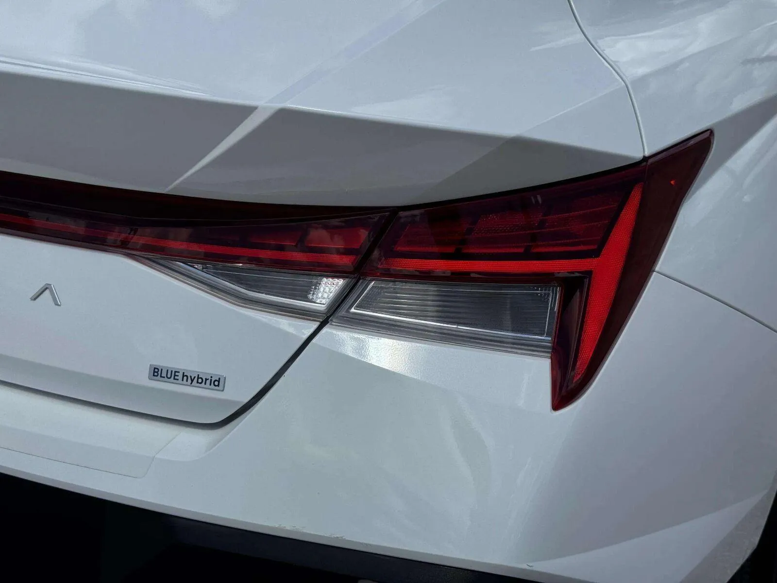 Hyundai Elantra photo 15