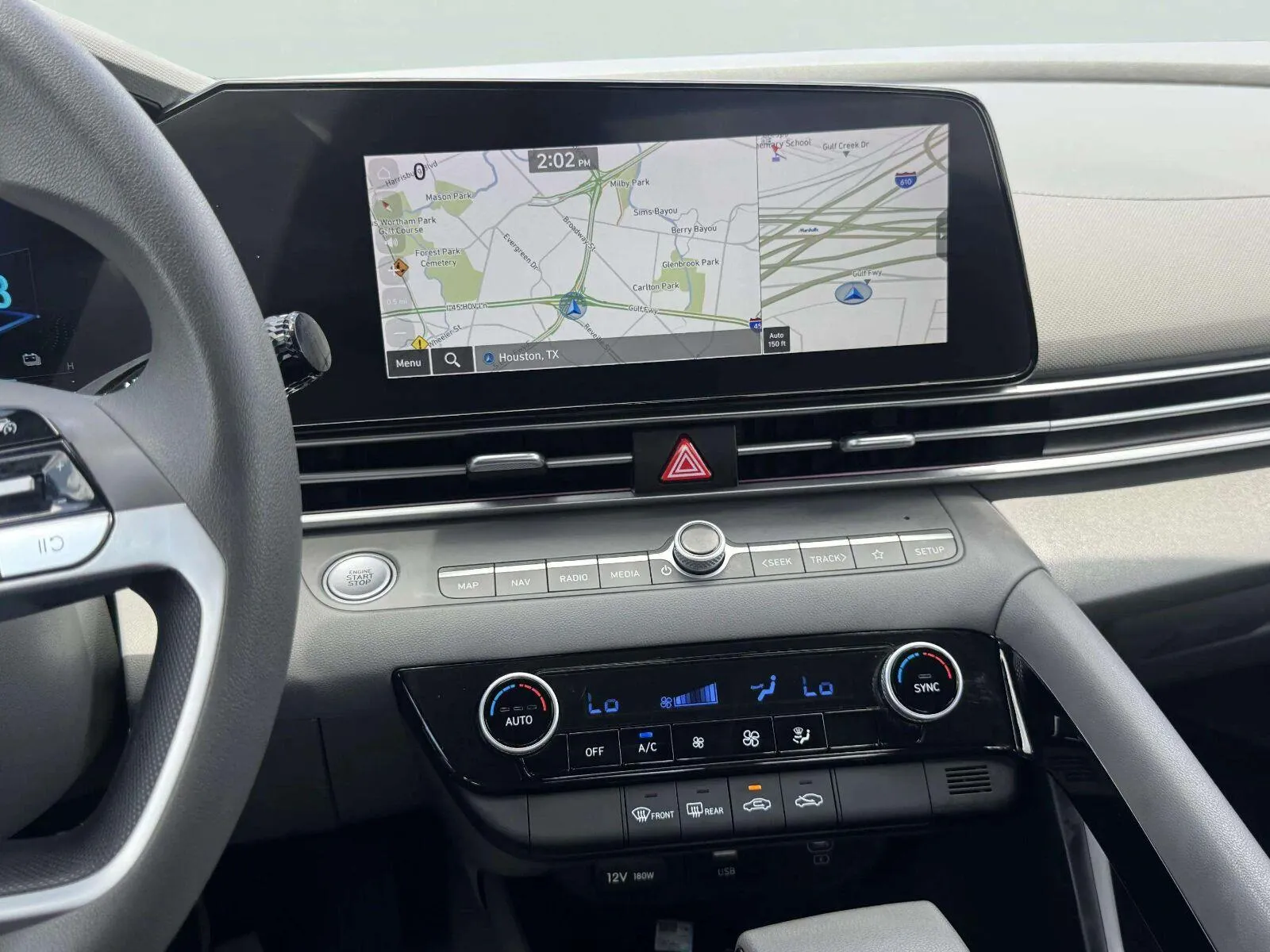 Hyundai Elantra photo 29