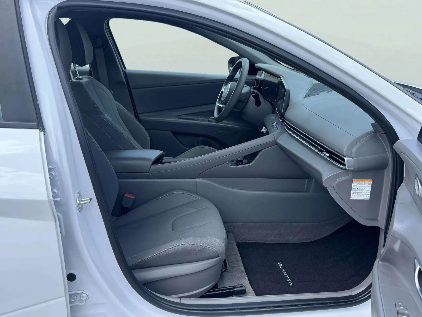 Hyundai Elantra photo 48