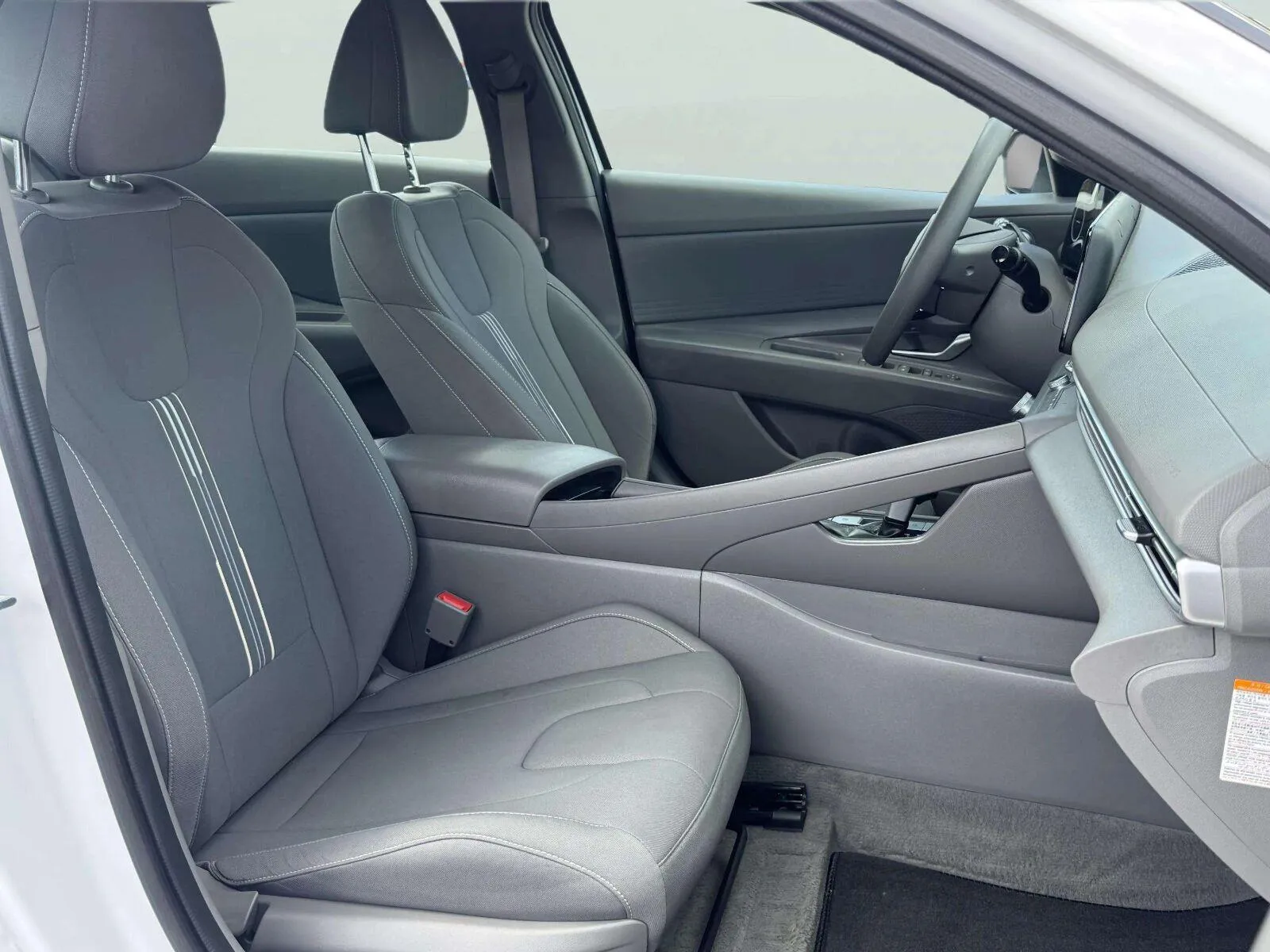 Hyundai Elantra photo 51