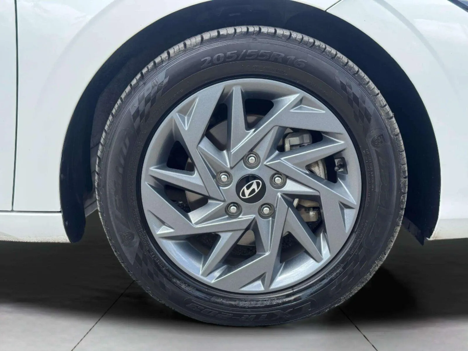 Hyundai Elantra photo 59