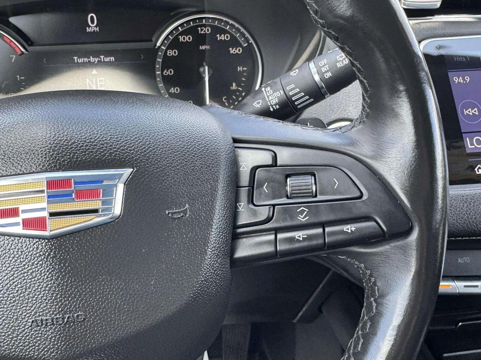 Cadillac XT4 photo 27